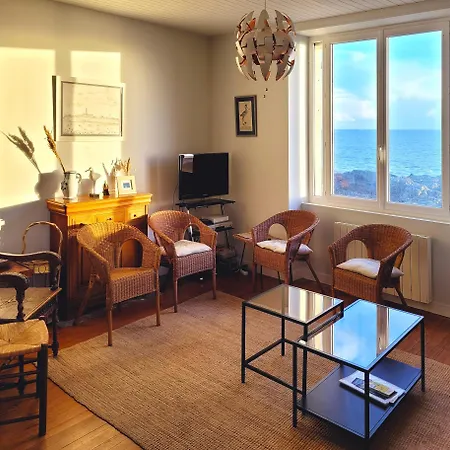 Ker Lucie- Les De La Cote D'amour ! *